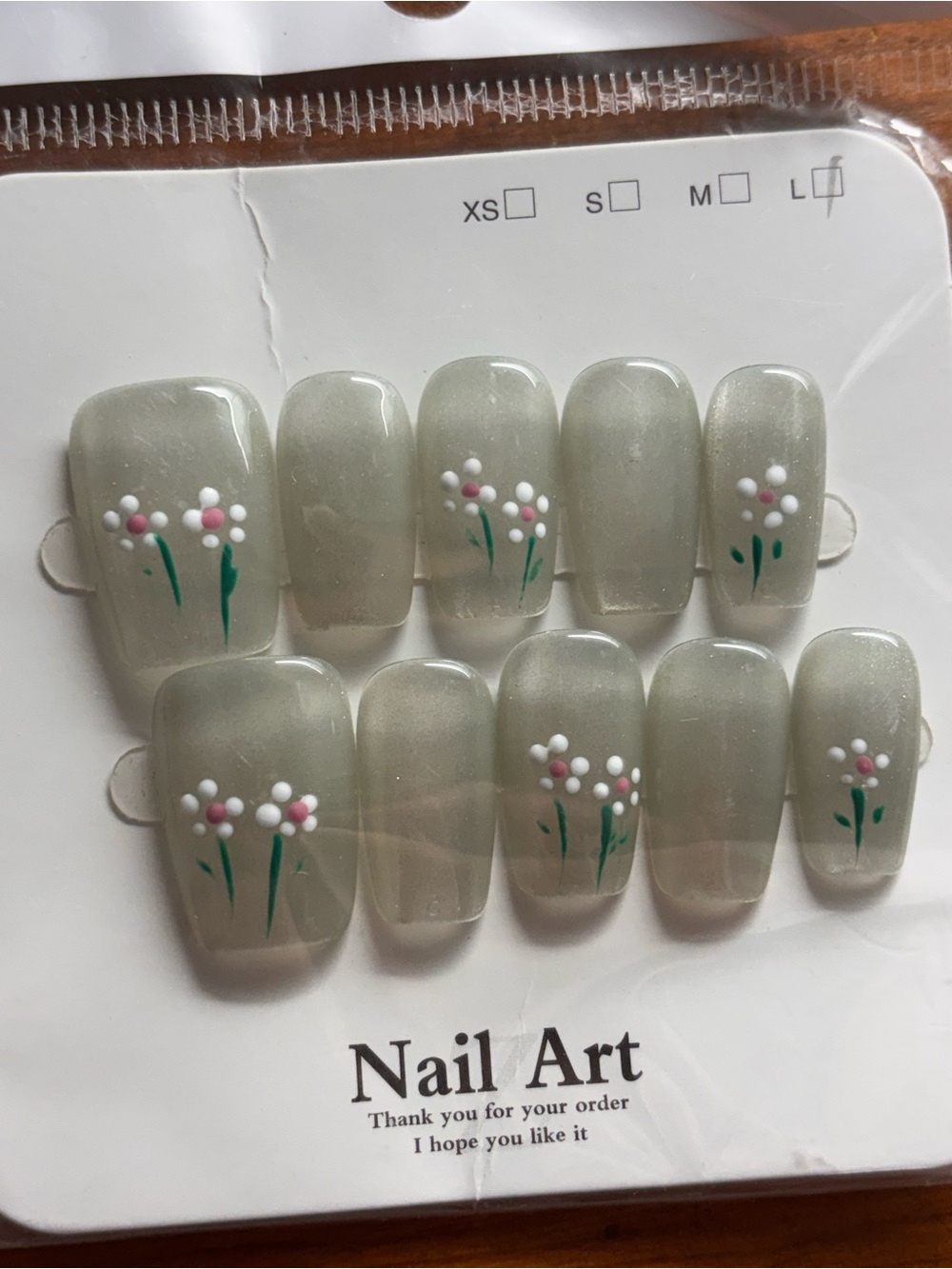 Sage Green Floral Press-On Nail Set
